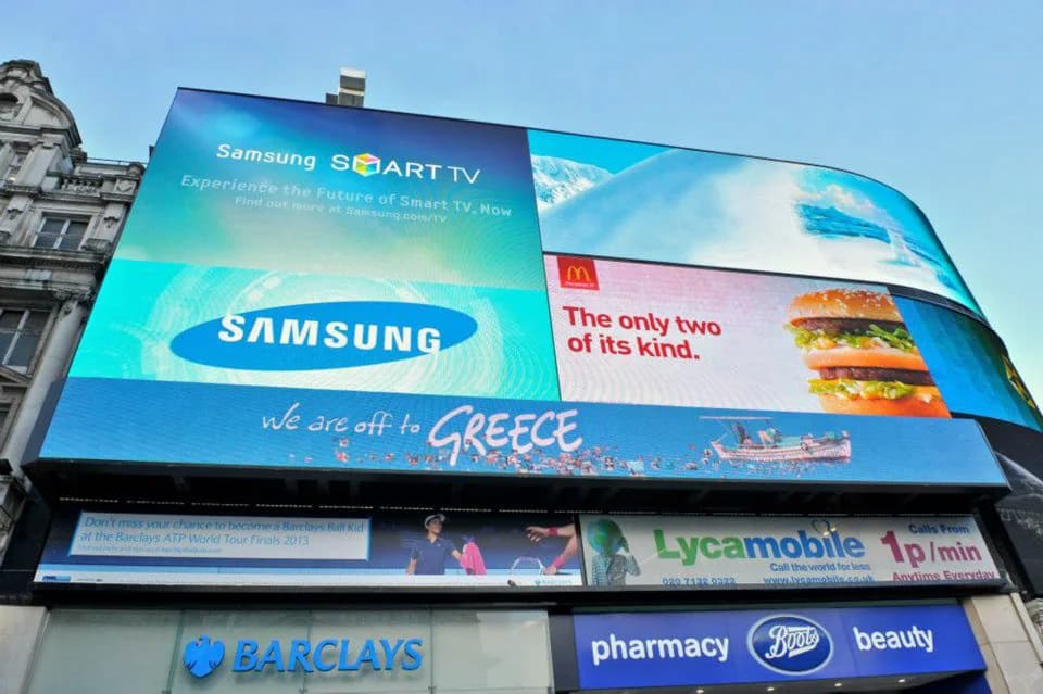 Η καμπάνια για την Ελλάδα στην οθόνη του Piccadilly Circus